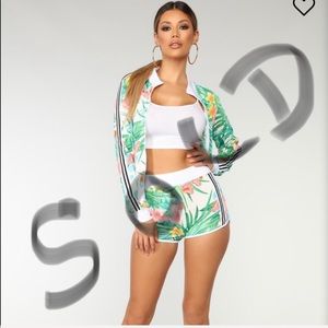 SOLD!! Alamea lounge set by Fashion Nova